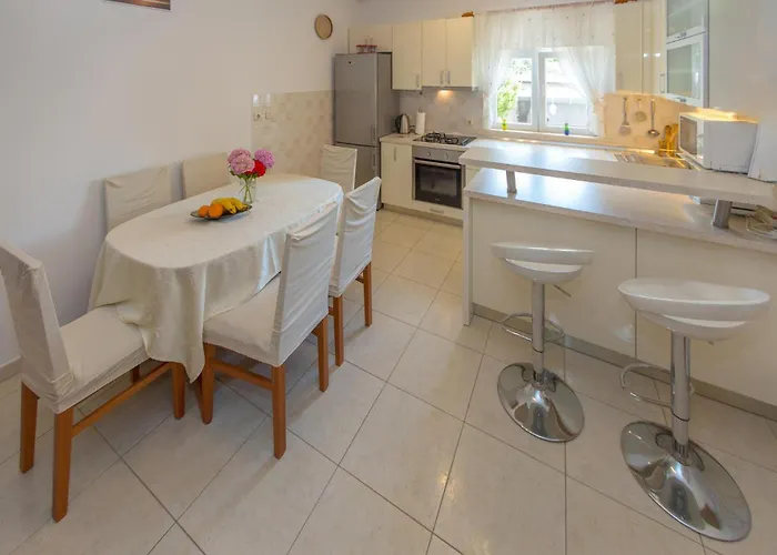 Hébergement de vacances Cozy In Plat With Wifi