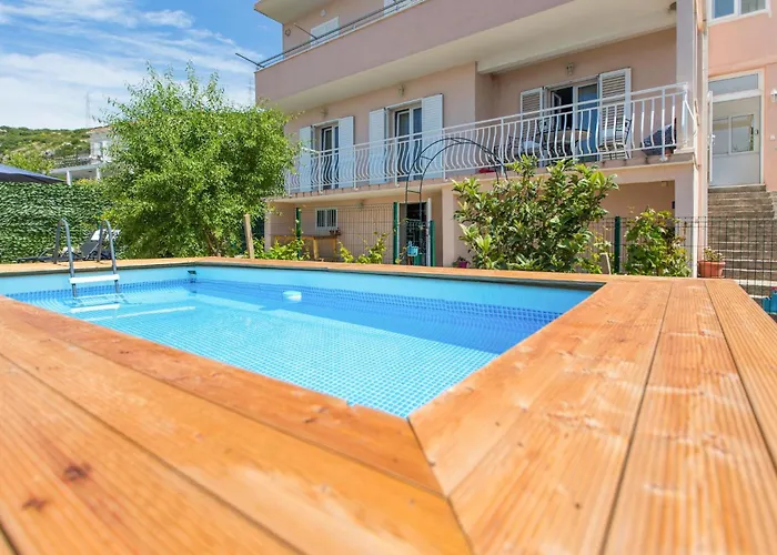 Cozy In Plat With Wifi Hébergement de vacances
