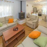 Cozy In Plat With Wifi مْليني