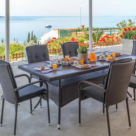 Cozy In Plat With Wifi 米利尼